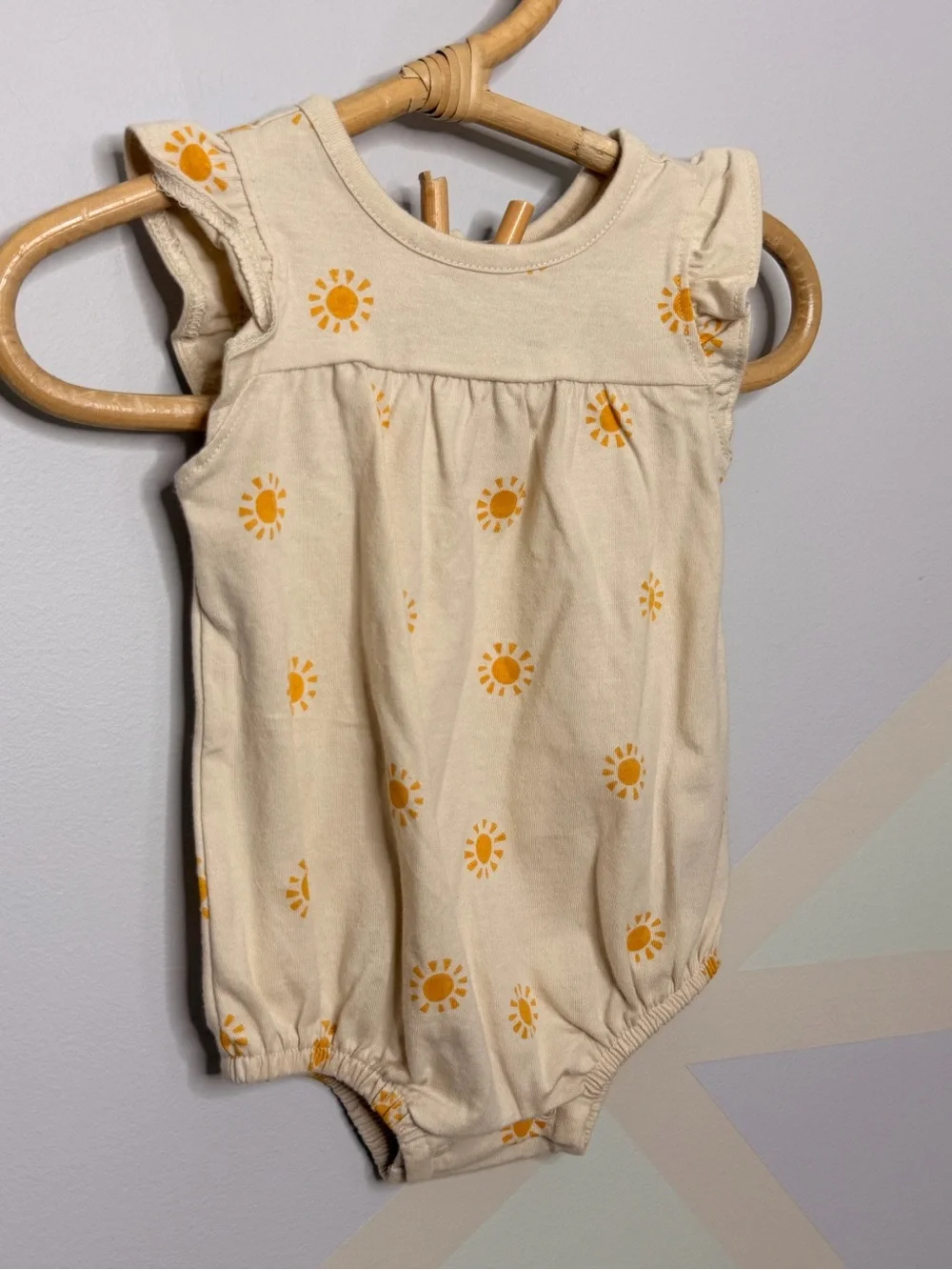 Old Navy cream one